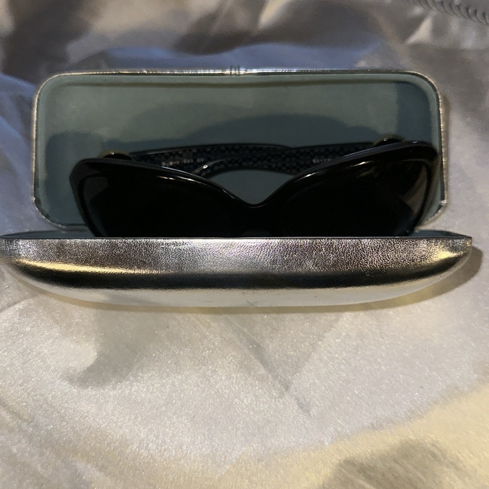 COPY - Coach Sunglasses - See pics for details/measurement.  Lenses are scratch… - Picture 12 of 14